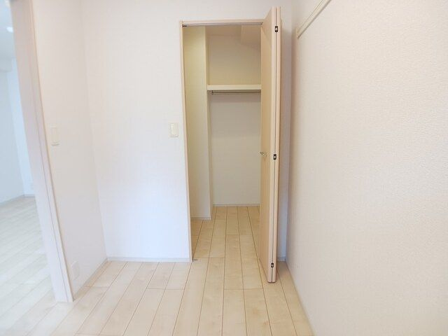トレスオハス　稲葉荘の収納