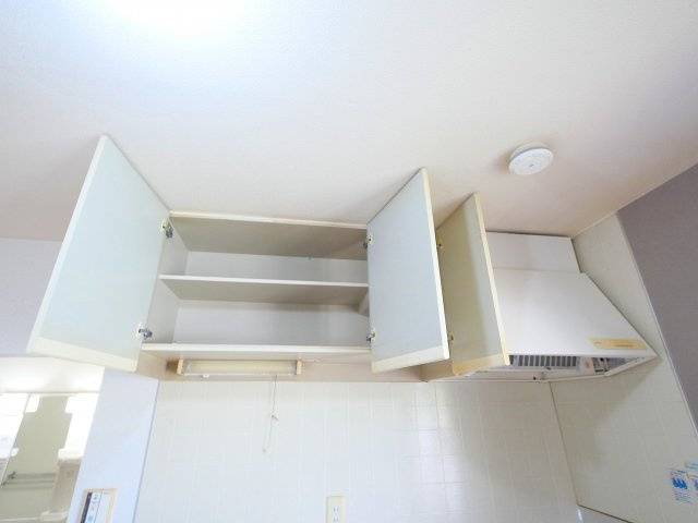 フレグランス谷口のキッチン|コンパクトなキッチンで掃除もラクラク