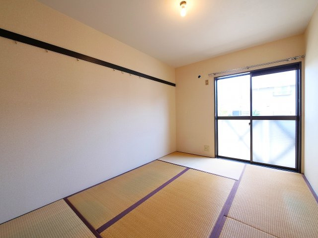 フレグランス谷口の和室|きれいな和室です