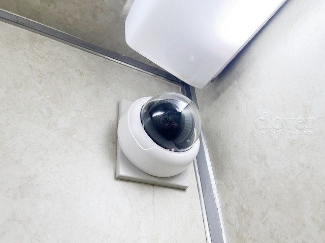 【防犯設備】 | 深沢コーポラス | 建物や敷地の隅々に目を光らせる防犯カメラが設置されています。現地を見学される際には、カメラの存在やその台数にも意識を払ってみてください。～即日のご見学可能～　お問合せはお気軽にどうぞ。