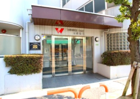 足立区青井５丁目の賃貸マンションのエントランス