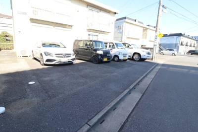 【駐車場】 | 福志荘AB | 駐車場