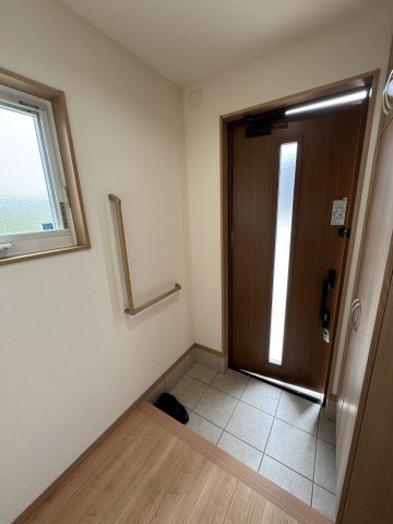 和歌山市市小路・中古戸建・116870の玄関