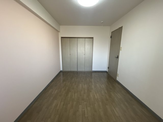 フレグランス大日の寝室