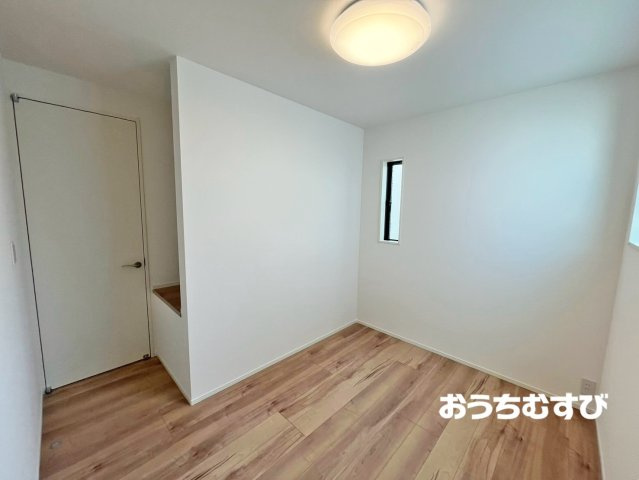 守山区西島町015⑤(全5棟)の収納