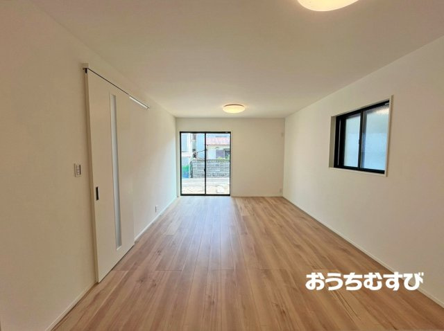 守山区西島町015⑤(全5棟)の居間・リビング
