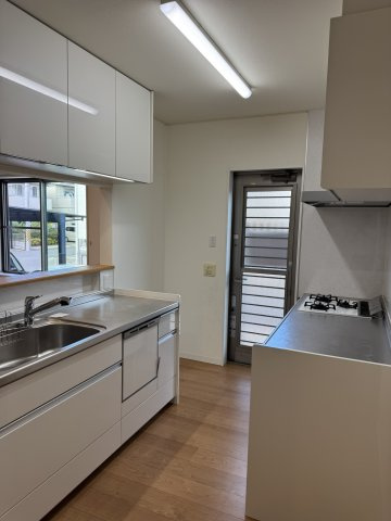 和歌山市森小手穂・中古戸建・116885のキッチン