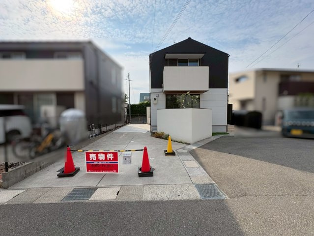 ◆築浅＆リフォーム済みの美宅◆無垢フローリングが美しい◆最大４台駐車可能◆亀岡市篠町篠八幡裏の外観|外観