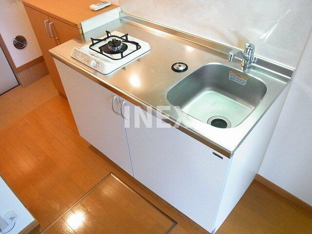 横浜市港北区篠原町のアパートのキッチン
