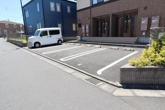 ルミエールの駐車場|駐車場