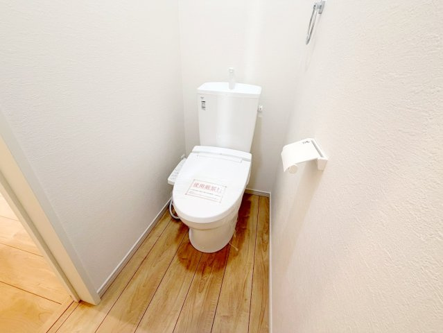 新築 戸建て　三ケ名3期のトイレ