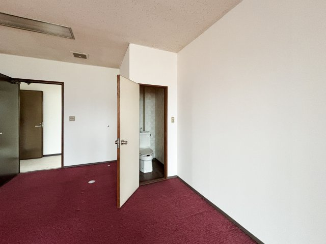 ここが原点の居間・リビング|こちらのお部屋は室内にトイレ有り＾＾
