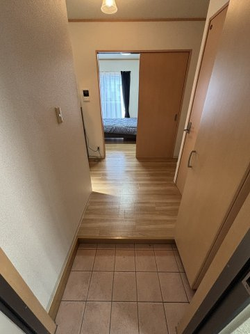 【玄関】メゾン御影 