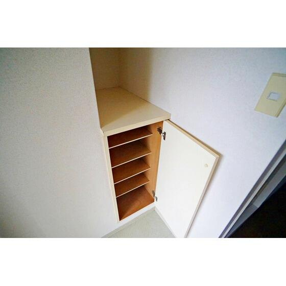 シューズBOX