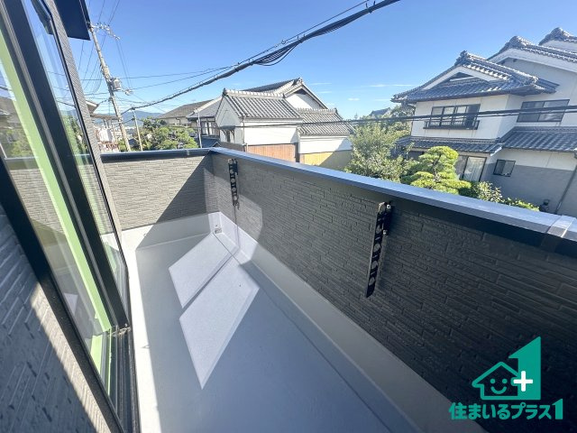 ●31(土)1(日)3(祝)現地説明会！　大和郡山市北郡山町　限定1邸のバルコニー|ワイドバルコニーは洗濯物を干すスペースが広いのでご家族が多くても安心！