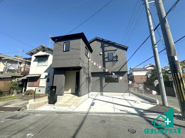 ●31(土)1(日)3(祝)現地説明会！　大和郡山市北郡山町　限定1邸の外観|安心の10年保証！外観を美しく保ち、雨水で汚れを落とします！気になることがありましたら、お気軽にお問い合わせください！