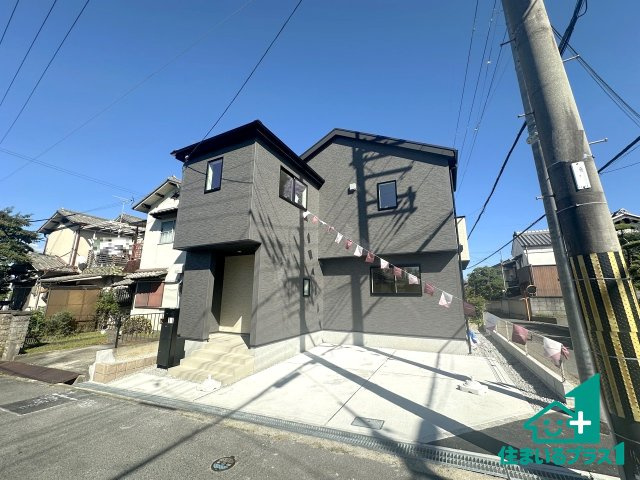 ●31(土)1(日)3(祝)現地説明会！　大和郡山市北郡山町　限定1邸の外観|安心の10年保証！外観を美しく保ち、雨水で汚れを落とします！気になることがありましたら、お気軽にお問い合わせください！