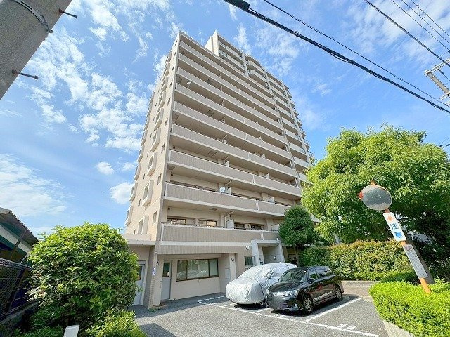 サンマンションアトレ新高の外観