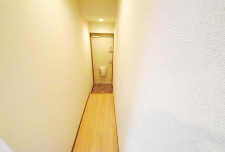 ボアヴィアージェン越谷の玄関