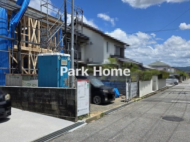 香南市野市町みどり野2丁目 ⑤ 新築戸建ての前面道路含む現地写真|前面道路含む現地写真です