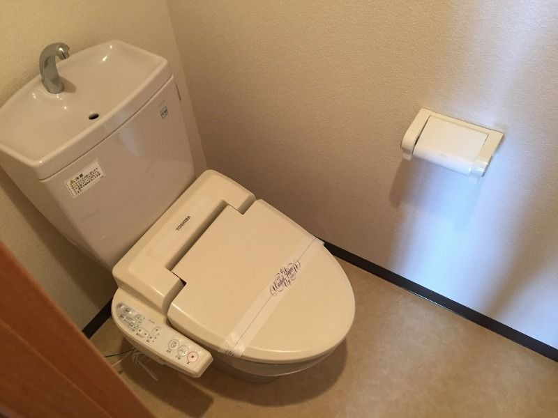 マンション花房のトイレ