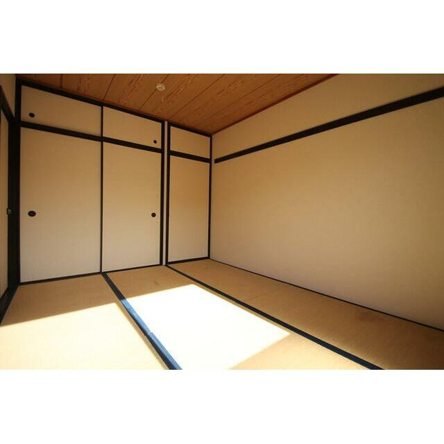ルミエールコートの和室