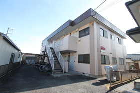ルミエールコートの外観