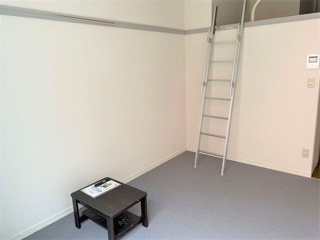レオパレスべガの居間・リビング|1階のお部屋です