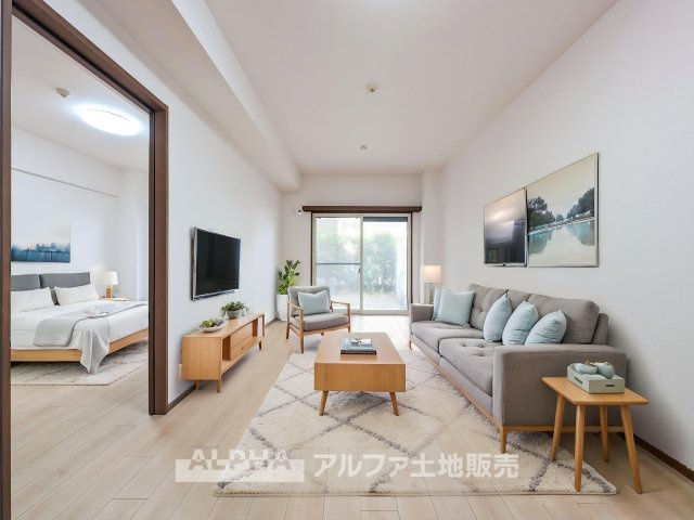 ロイヤルステージ小作