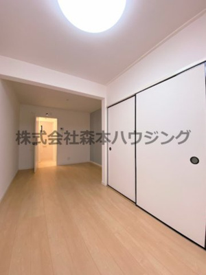 【居間・リビング】 | 　寝屋川市本町14テラスハウス | きれいなリビングです
