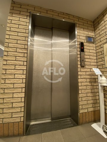 レジデア西本町のその他共用部分|レジデア西本町　エレベーター
