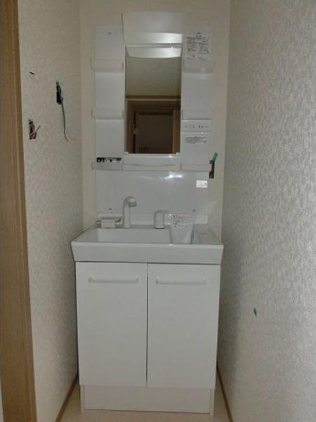 エストポミエ　A棟の独立洗面台