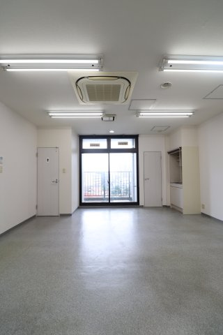 シェモアビルの内装