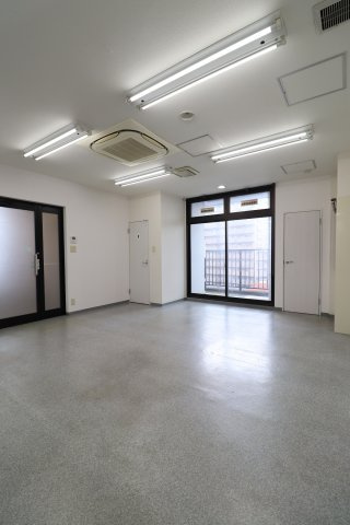シェモアビルの内装
