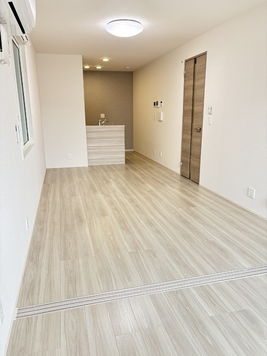 D-residence南蔵王町1丁目Eの居間・リビング