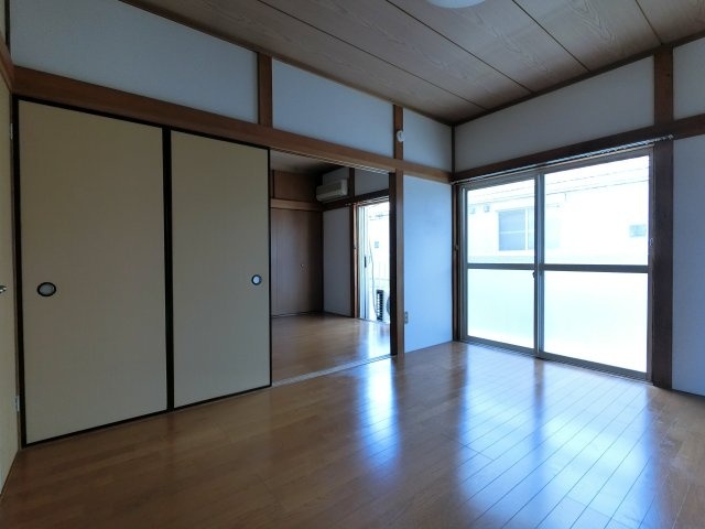 鈴木コーポの玄関