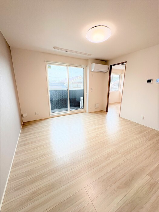 D-residence南蔵王町1丁目Eの居間・リビング