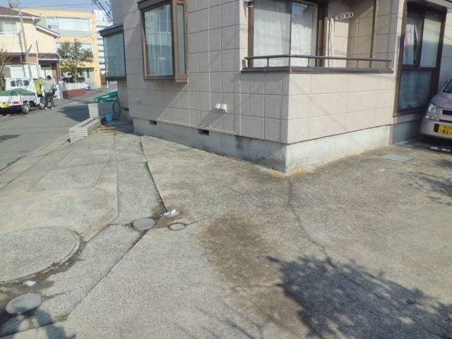 コーポＳＳの駐車場|敷地内駐車場