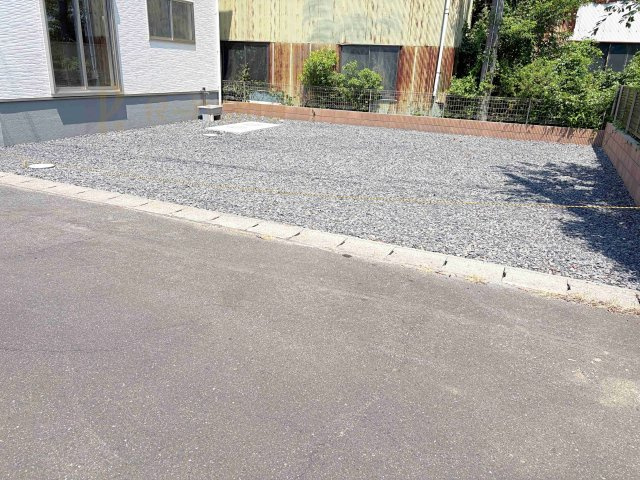 第1下妻市下妻丁　新築戸建て　2号棟の駐車場|4台駐車できるカースペース！