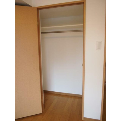 【収納】 | ルーブル中野坂上弐番館 | クローゼット完備。