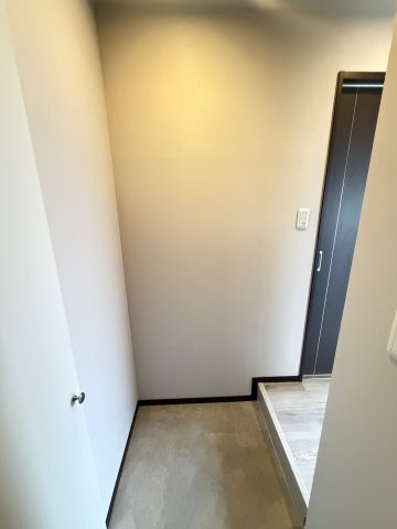Ａ－ＥＡＳＴ元町の玄関