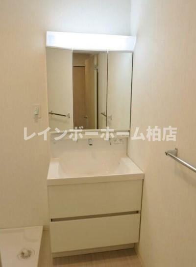 マノワール　ルーエの洗面所|※別部屋参考写真。