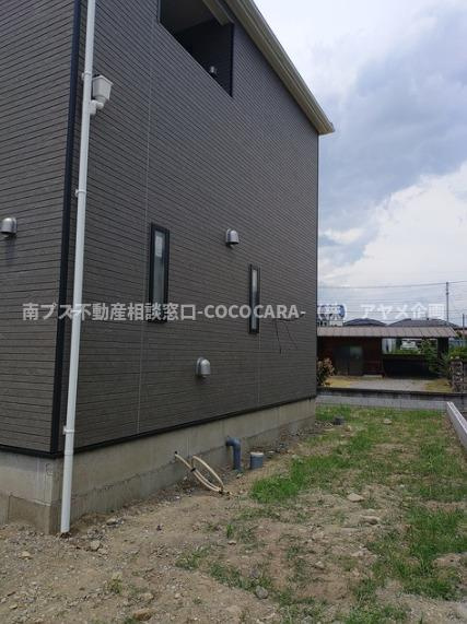 南アルプス市江原の新築一戸建の庭