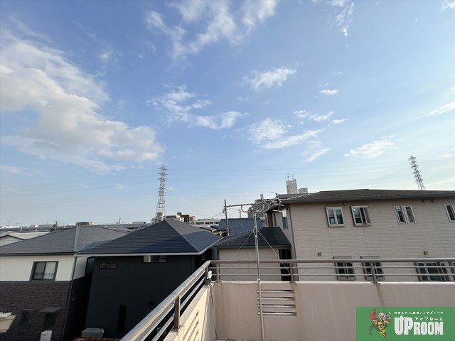 小牧原新田貸家のロビー