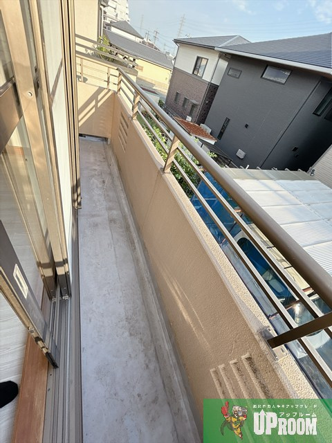 小牧原新田貸家のバルコニー