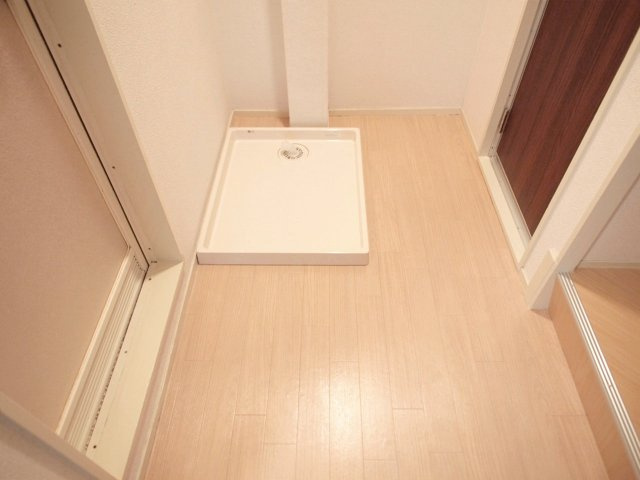 渋川町店舗付住宅の洗面所