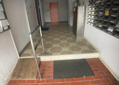 【内装】 | シャンボール相模原 | 共用部分は、一棟の建物に住む区分所有者全員が共同で所有するとし、共用部分の管理、補修などは、区分所有者で形成される管理組合が行います。個人の判断で勝手に変更することはできませんので覚えておきましょう。