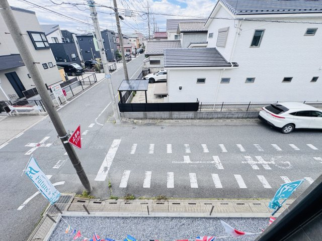 三郷市高州１丁目新築戸建【高州東小学校：10分】の展望|バルコニーより南側眺望・南道路で日当たり良好♪