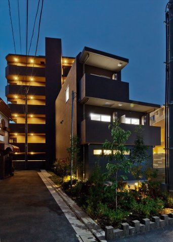 DIPS北千住の外観