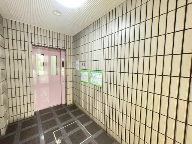 エンゼルハイツ小阪本町のロビー